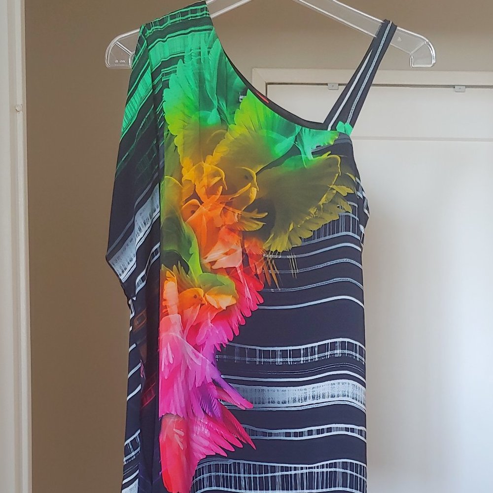 BRAND NEW SIMON CHANG DESIGNER OUTFIT. SIZE 10!!!